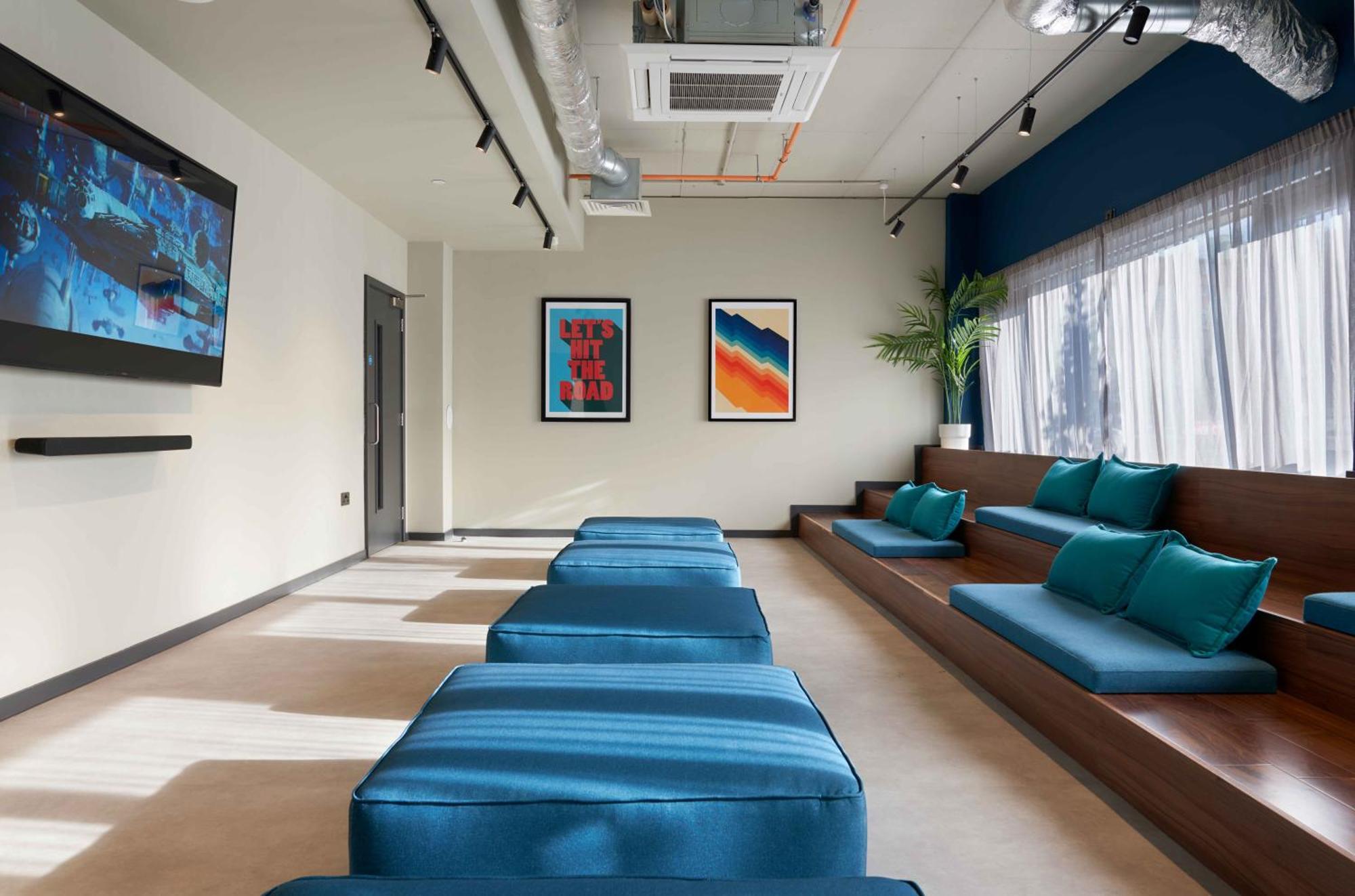 Joivy Trendy Aparthotel Units In Westfield-Adults Only エディンバラ エクステリア 写真